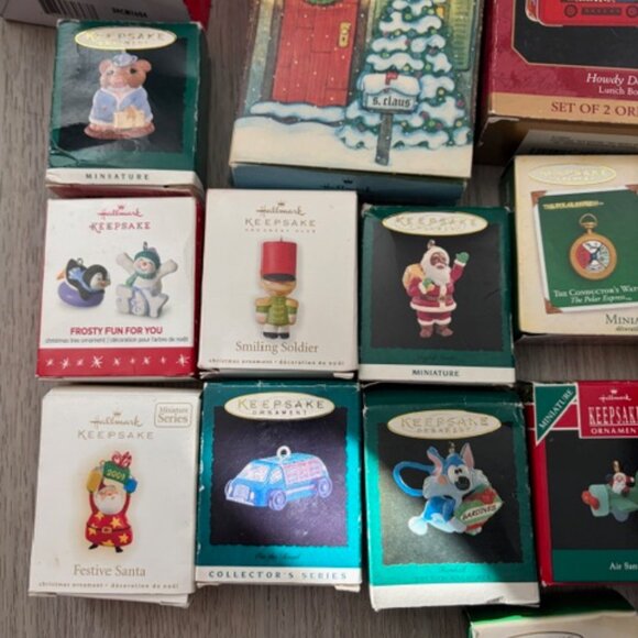 Hallmark Ornament Lot 18 Total - Picture 5 of 7